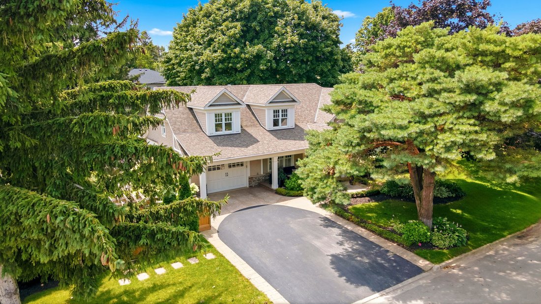 House in Burlington, Ontario, Canada 1 - 18541567