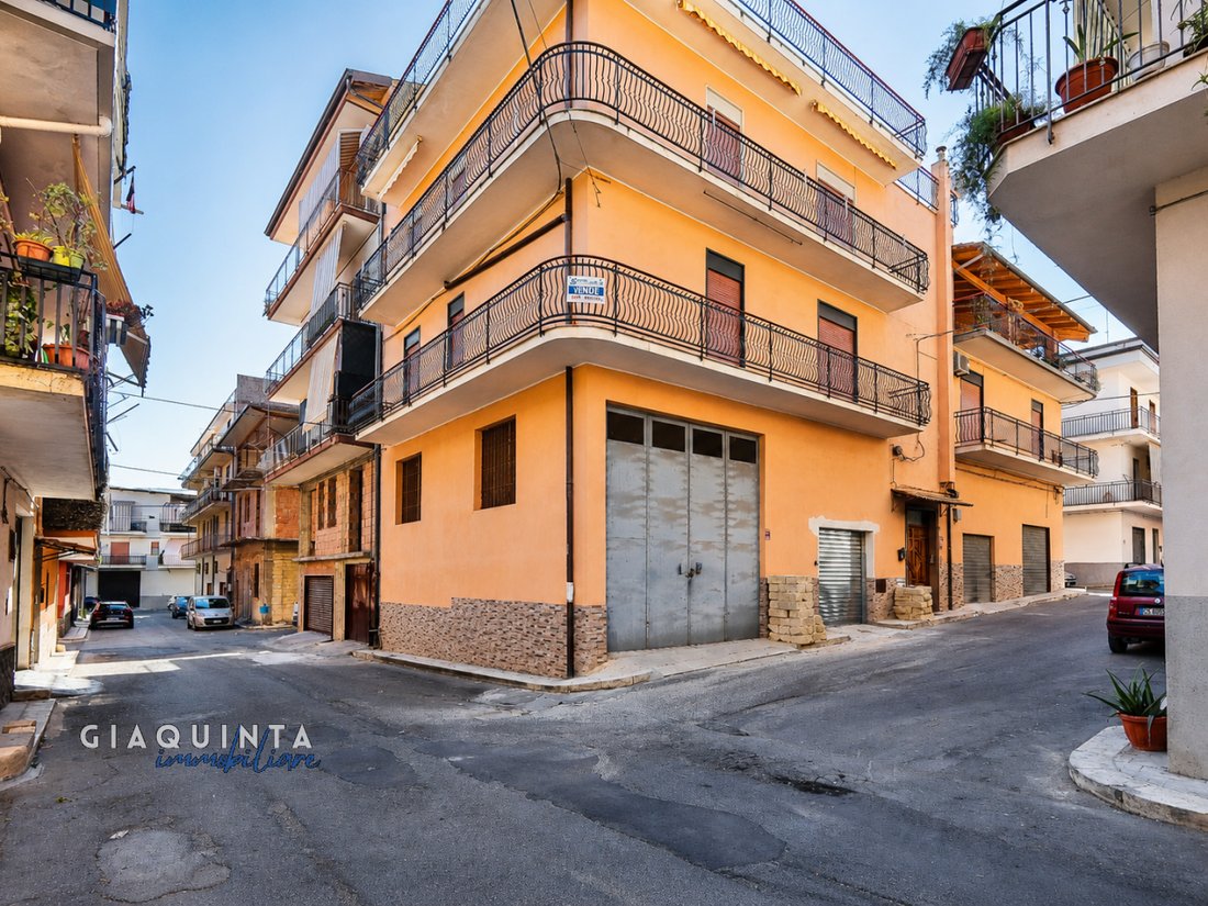 Apartment in Palagonia, Sicily, Italy 1 - 16179492