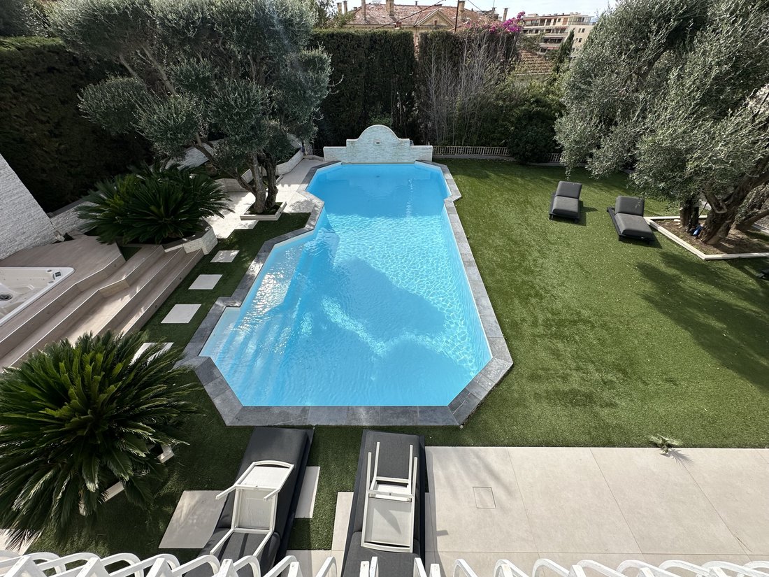 Villa in Cannes, Provence-Alpes-Côte d'Azur, France 4 - 18543755