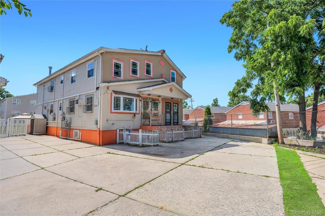 House in New York, New York, United States 3 - 18542263