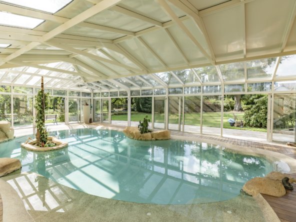 House in Montfort-l'Amaury, Ile-de-France, France 3 - 16099535