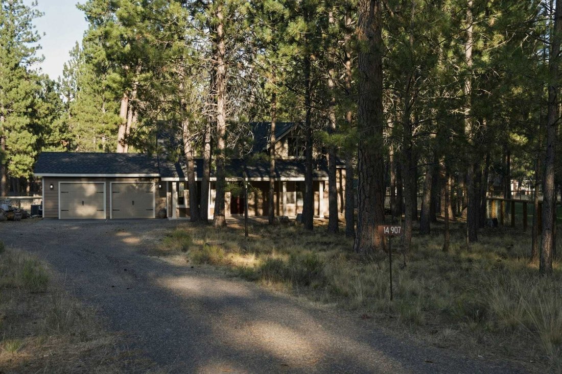 House in Sisters, Oregon, United States 5 - 18540957