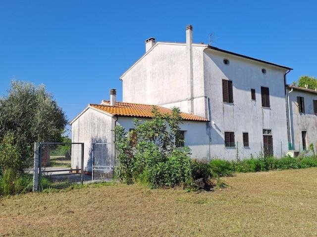 Villa in San Frediano a Settimo, Cascina, Tuscany 2 - 18543080