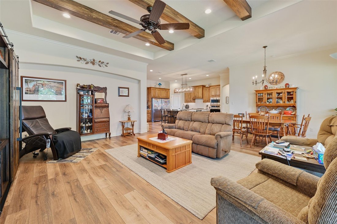 House in Wixon Valley, Texas, United States 5 - 18543432