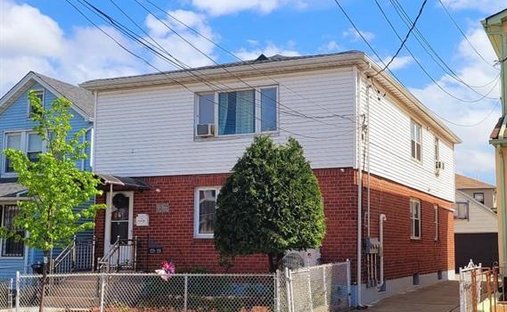House in New York, New York, United States 1
