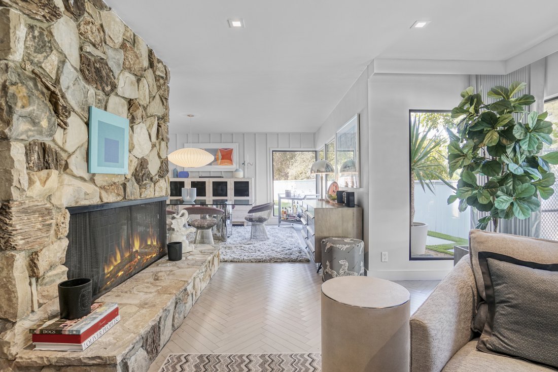 House in Los Angeles, California, United States 5 - 18541080
