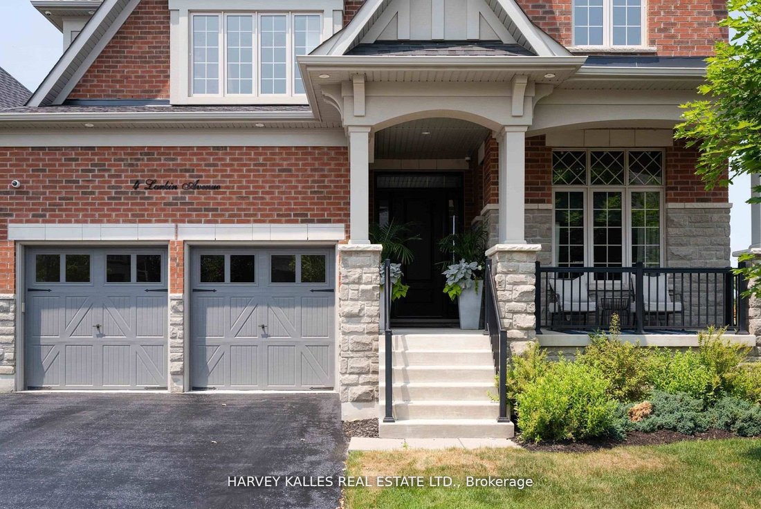 House in King, Ontario, Canada 3 - 18544634