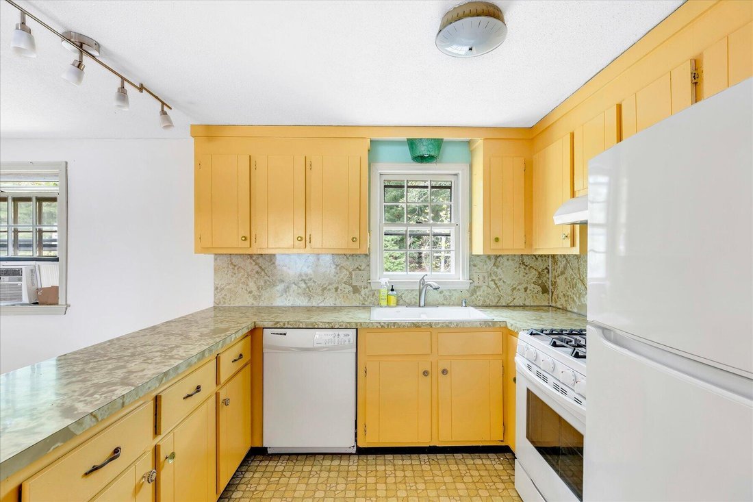 House in Barnstable, Massachusetts, United States 5 - 18540885