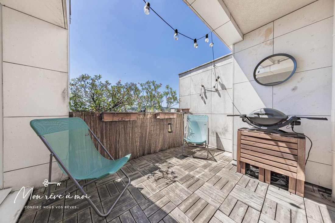 Apartment in Puteaux, Ile-de-France, France 3 - 18542575