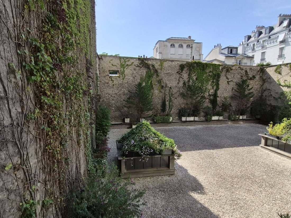 Apartment in Palais Royal, Paris 1er Arrondissement, Paris 4 - 18540067