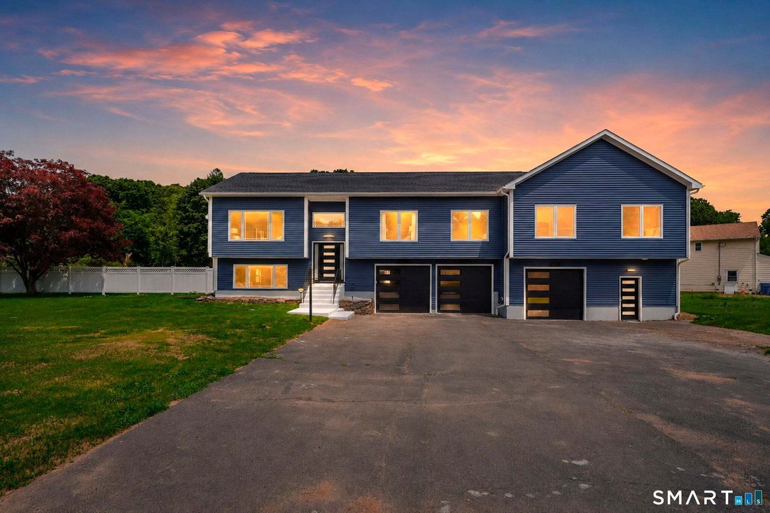 House in South Windsor, Connecticut, United States 4 - 18542739