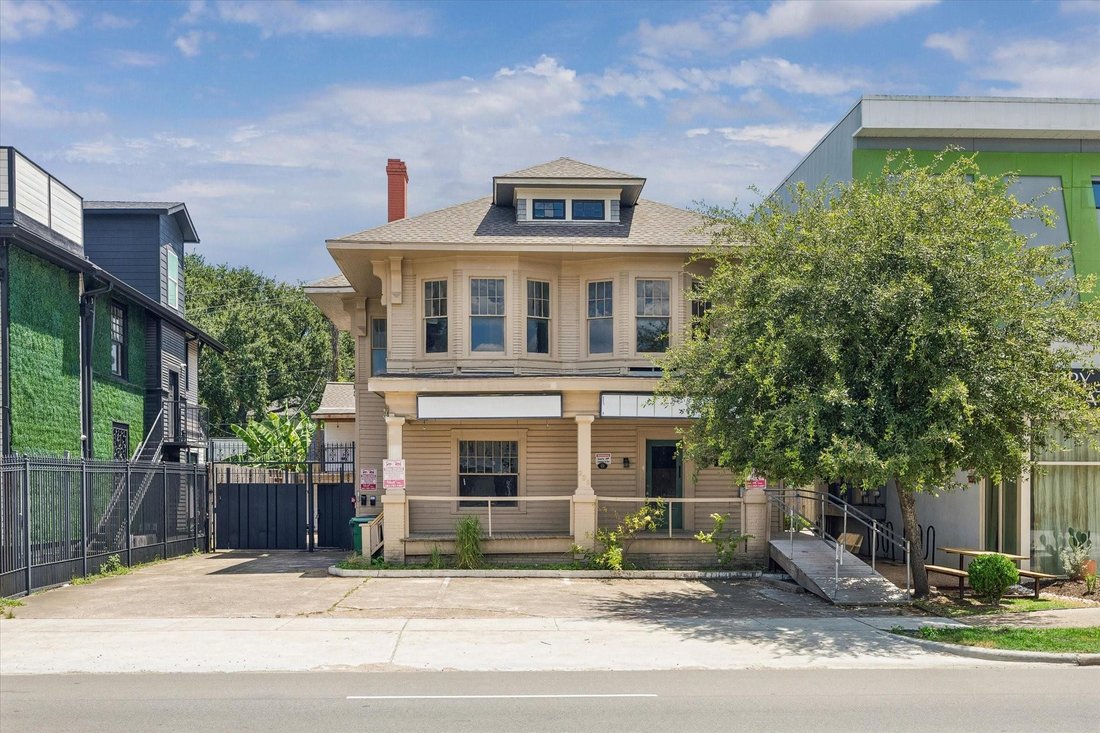 Houston, Texas, United States 1 - 18543422