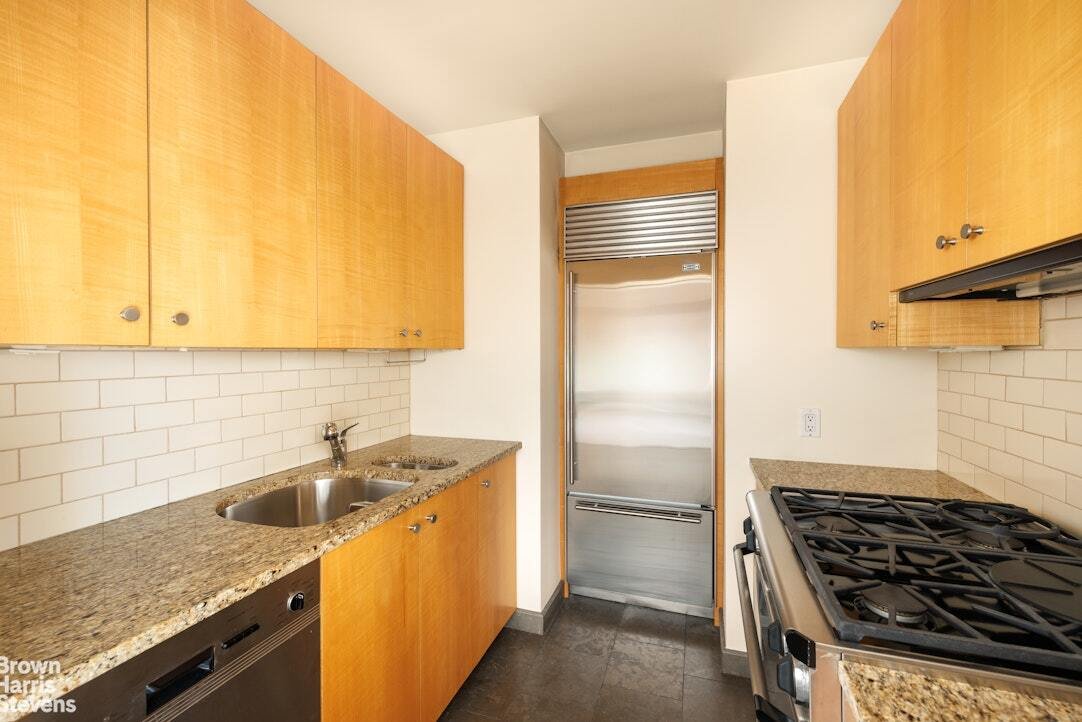 Condo in New York, New York, United States 4 - 18542386
