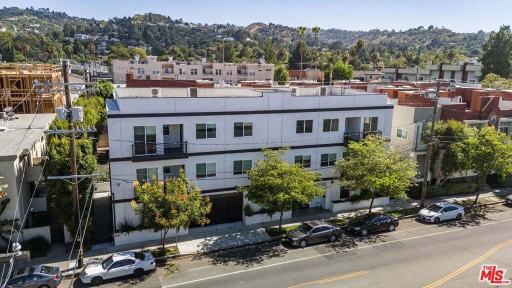 Los Angeles, California, United States 1 - 18542165