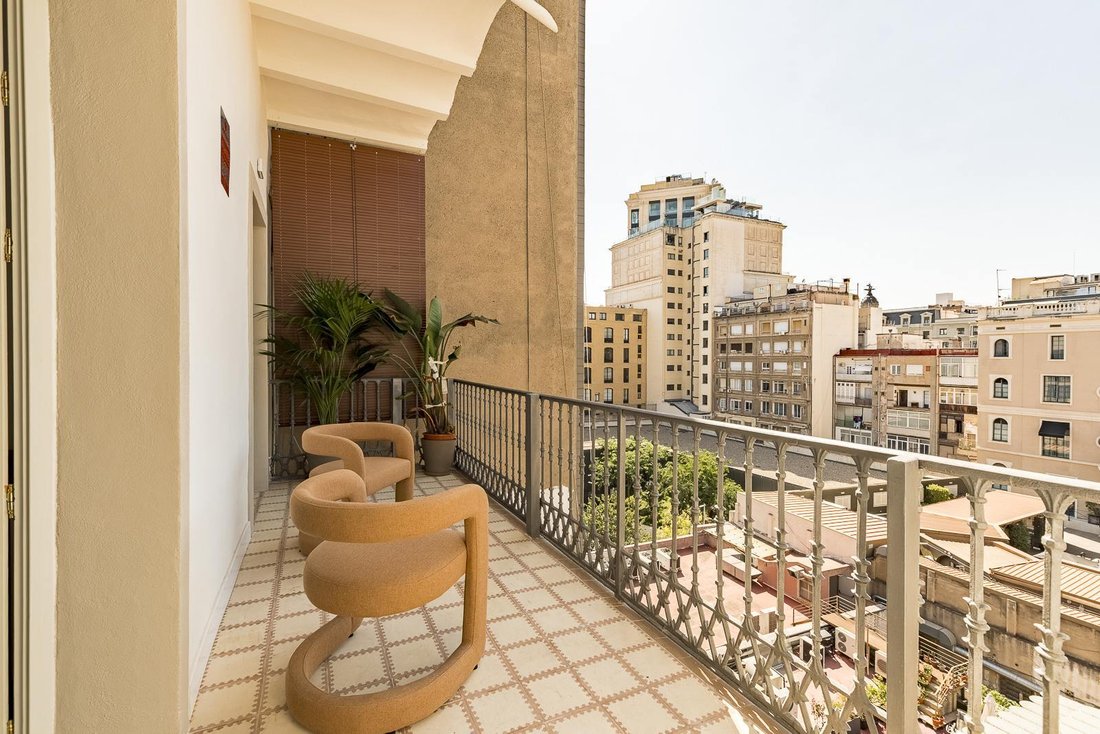 Apartment in Eixample, Barcelona, Spain 2 - 18540159