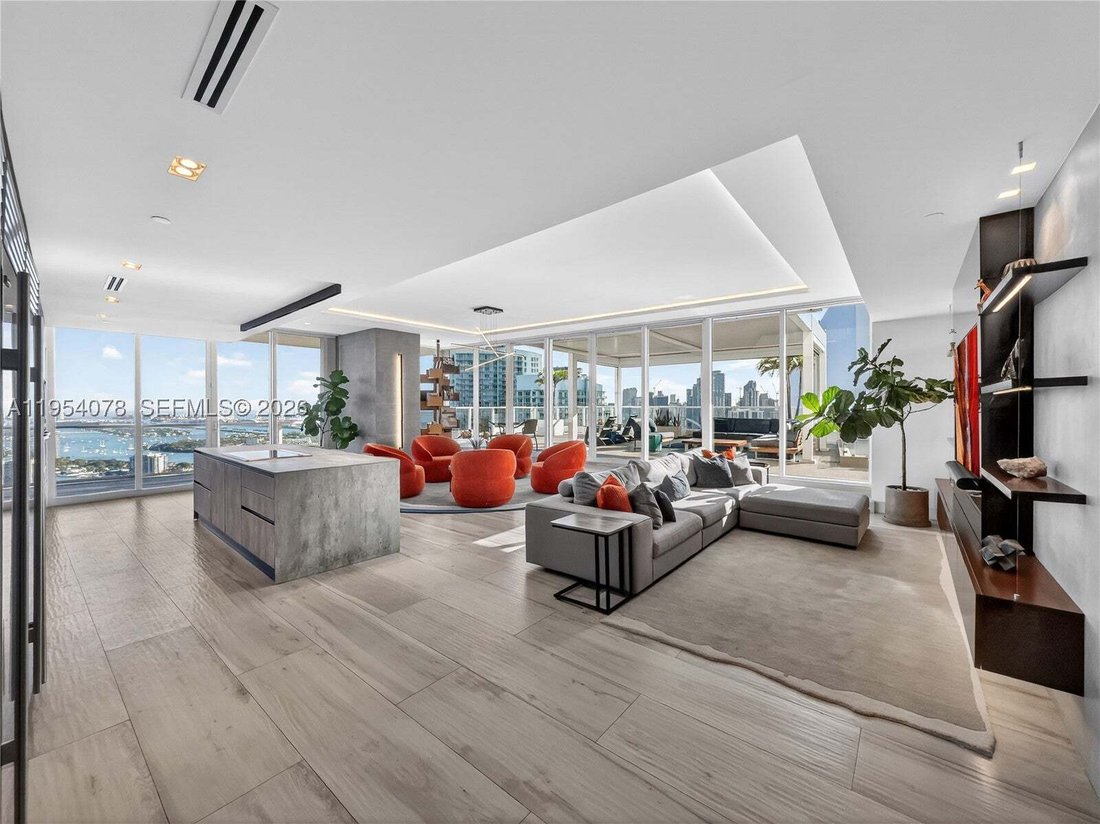 Condo in Miami, Florida, United States 3 - 17041979