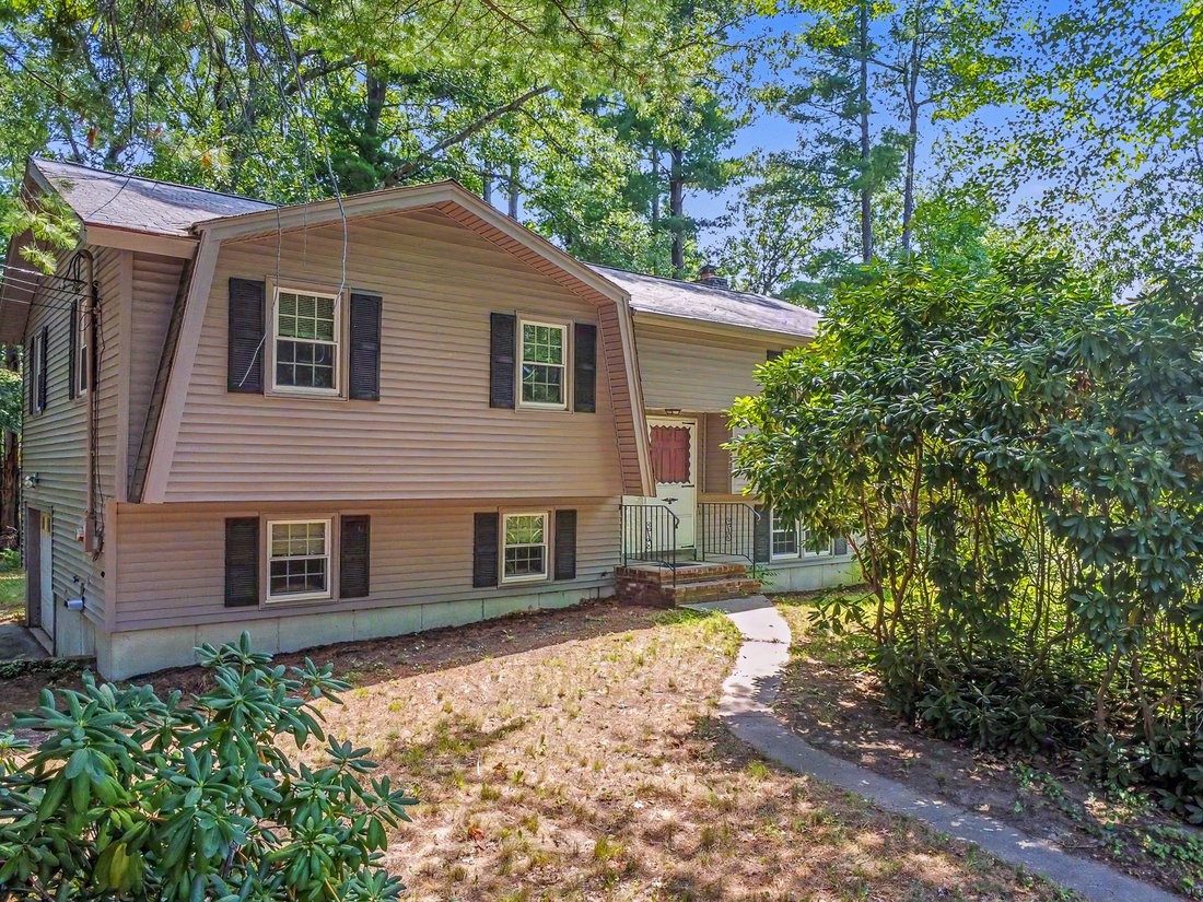 House in Methuen, Massachusetts, United States 1 - 18543712
