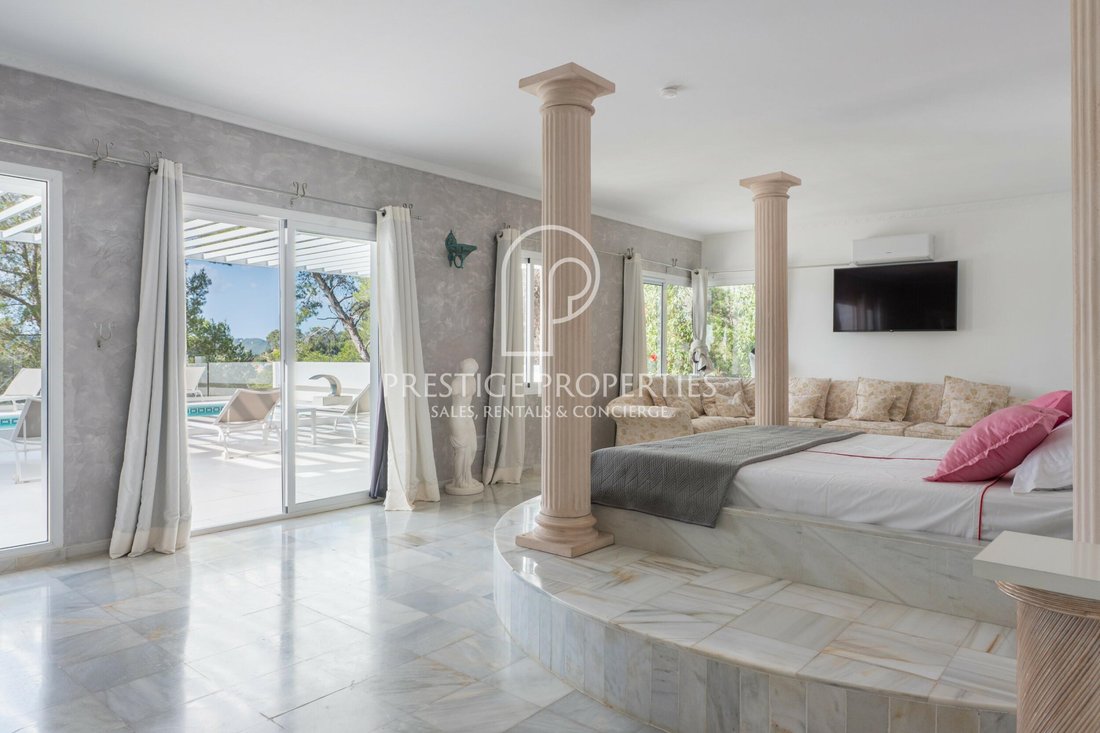 Villa in Can Furnet, Santa Eularia des Riu, Balearic Islands 4 - 18542374