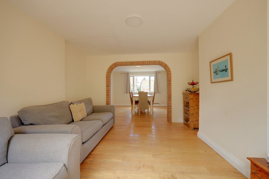 House in Burgess Hill, England 5 - 18540834