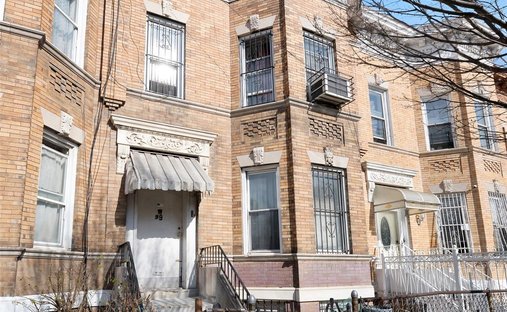 House in New York, New York, United States 1