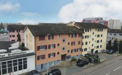 House in Wangen-Brüttisellen, Zurich, Switzerland 1