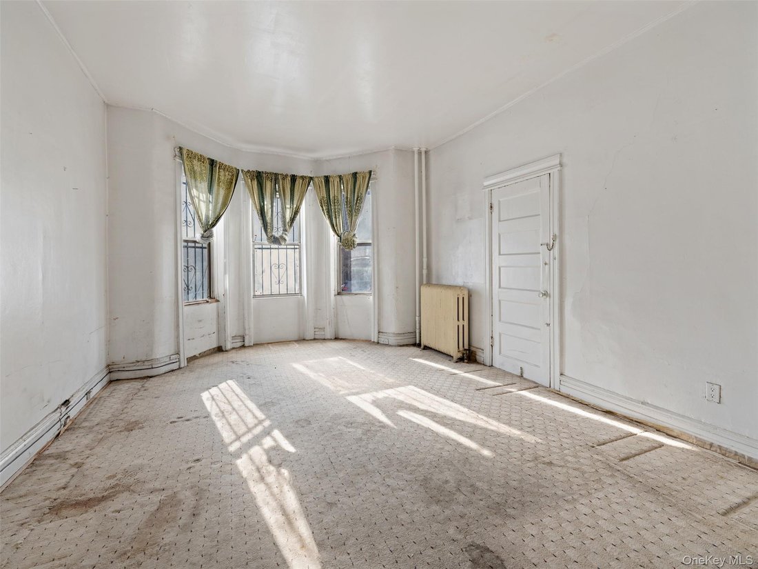 House in New York, New York, United States 2 - 18542276