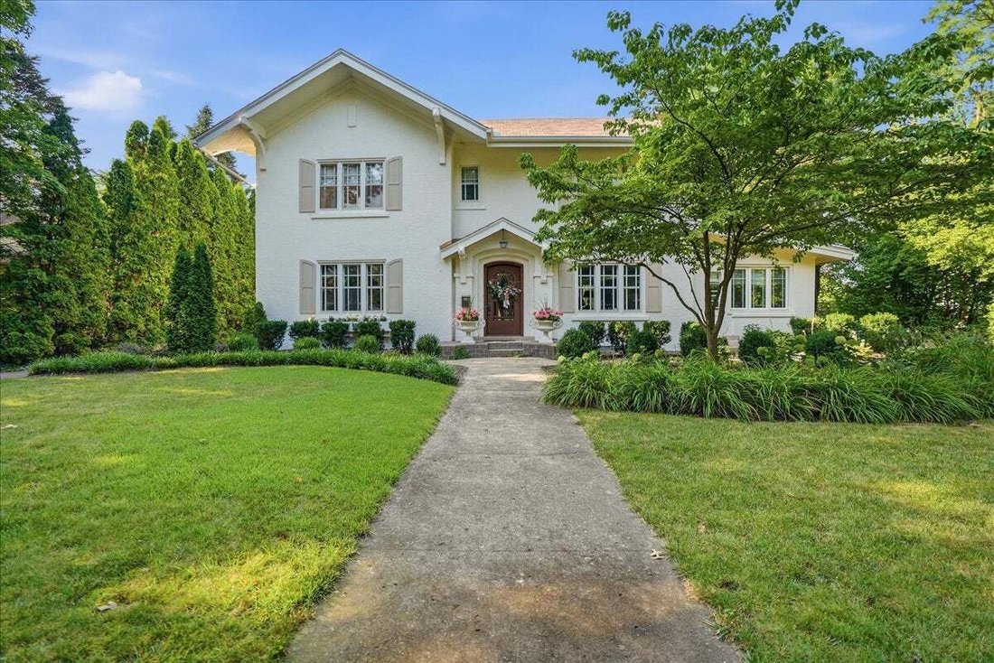House in Bloomington, Illinois, United States 1 - 18543004
