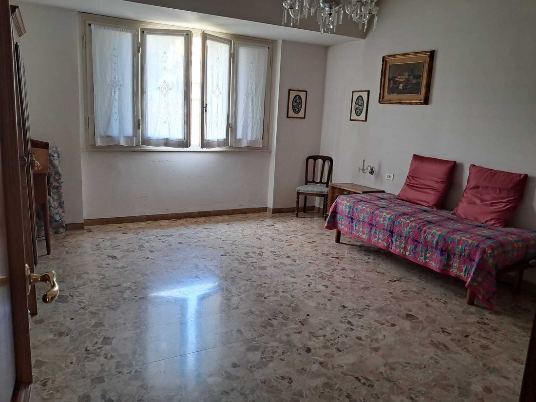 Penthouse in Center, Bagno A Ripoli, Tuscany 2 - 18542189
