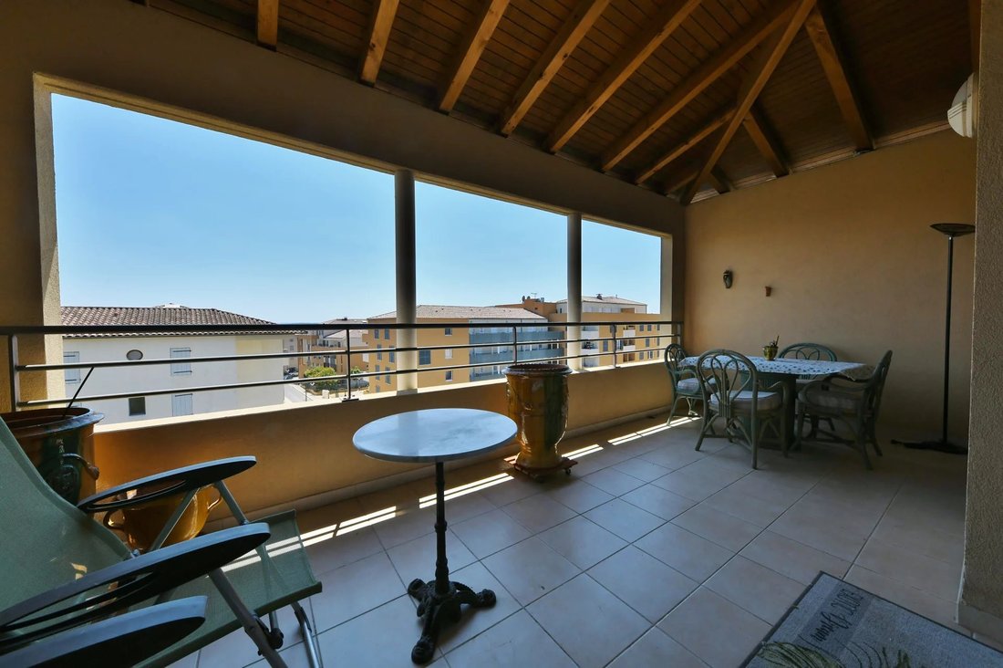Apartment in Uzès, Occitania, France 1 - 18541175