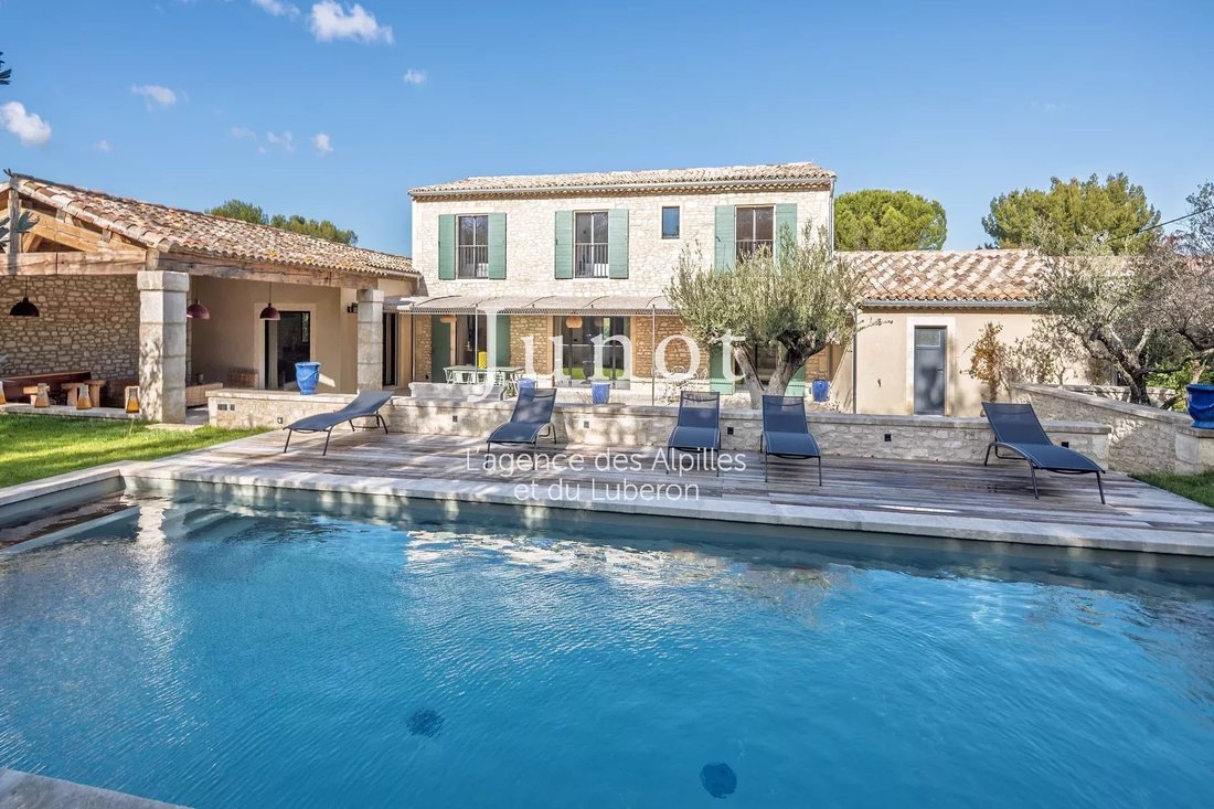 House in Saint-Rémy-de-Provence, Provence-Alpes-Côte d'Azur, France 1 - 18541288