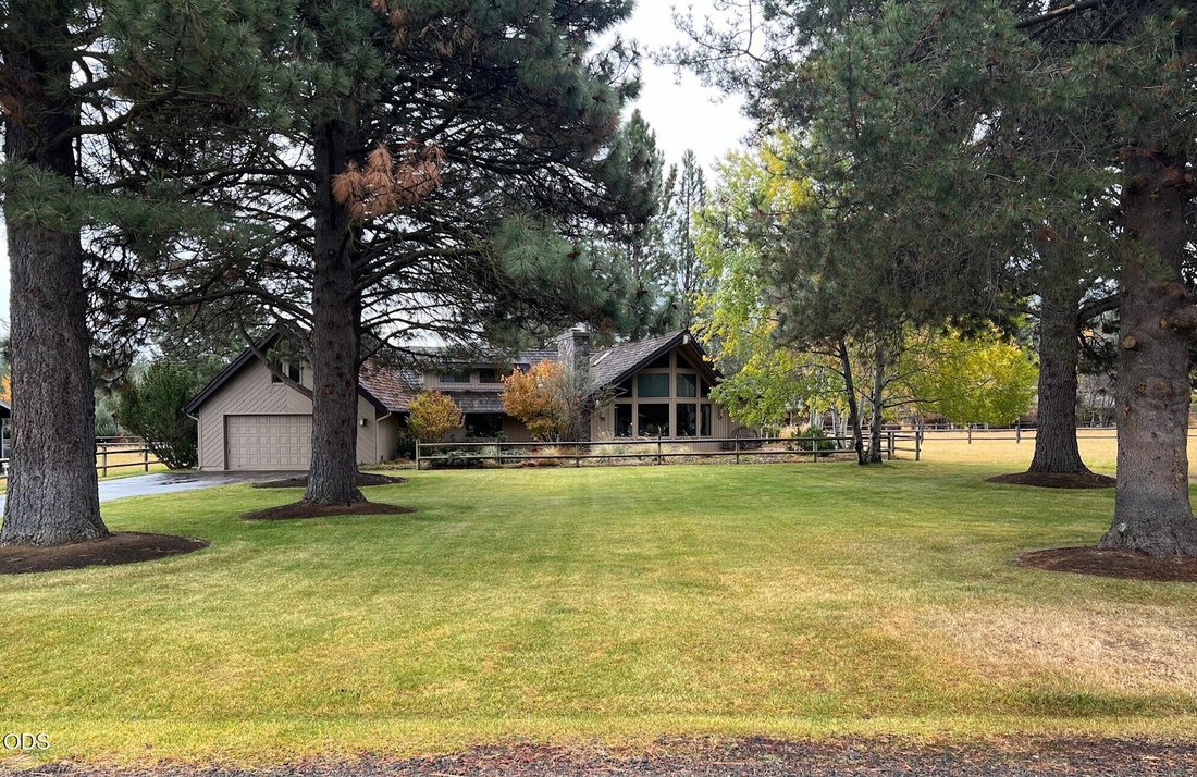House in Camp Sherman, Oregon, United States 1 - 16787490