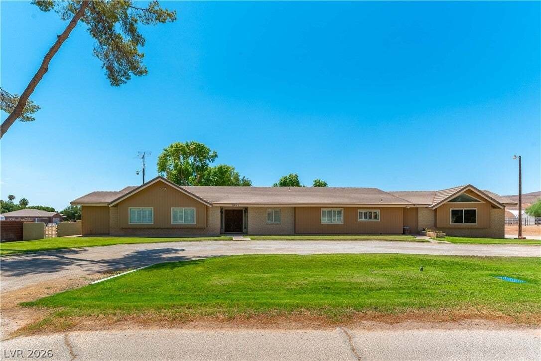 House in Moapa Valley, Nevada, United States 1 - 18542049