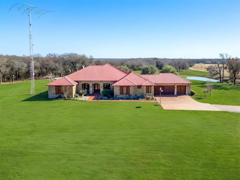 Farm Ranch in Blum, Texas, United States 2 - 17952514