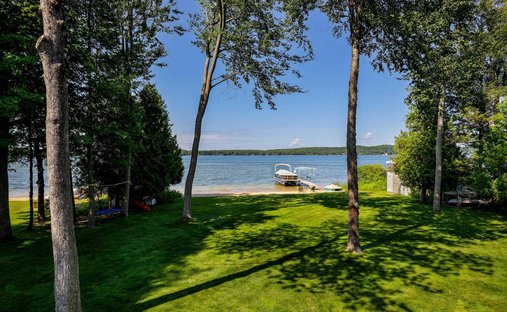 House in Honor, Michigan, United States 1