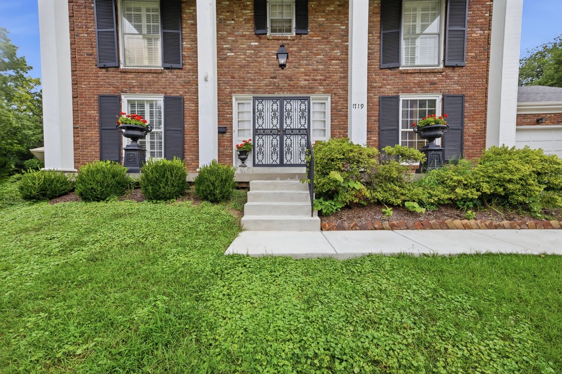 House in Watterson Park, Kentucky, United States 2 - 18144256