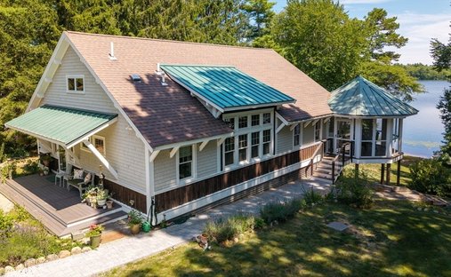 House in Carver, Massachusetts, United States 1