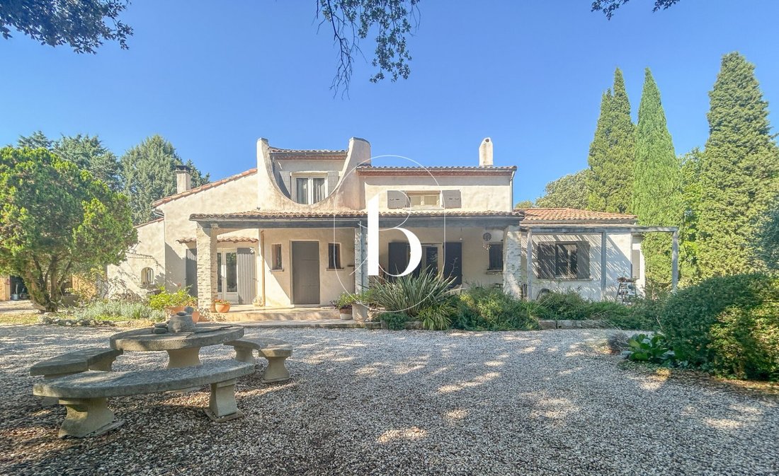 Villa in Uzès, Occitania, France 1 - 18542609