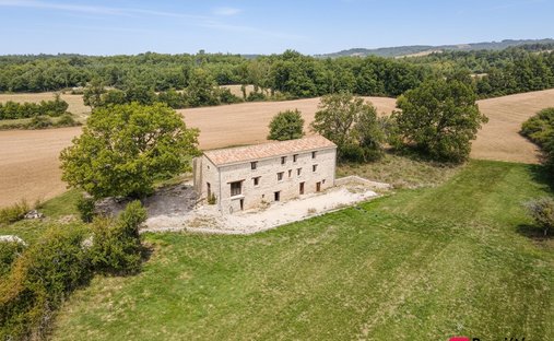 Villa in Banon, Provence-Alpes-Côte d'Azur, France 1