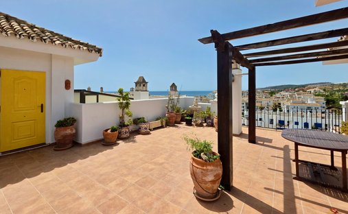 Penthouse in Manilva, Andalusia, Spain 1