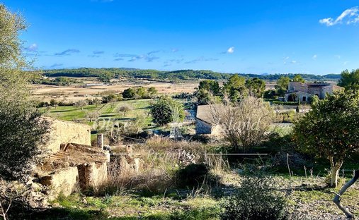 Finca in Sineu, Balearic Islands, Spain 1