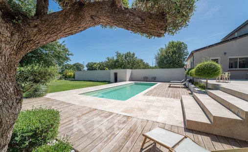 House in Ouest, Le Soler, France 1