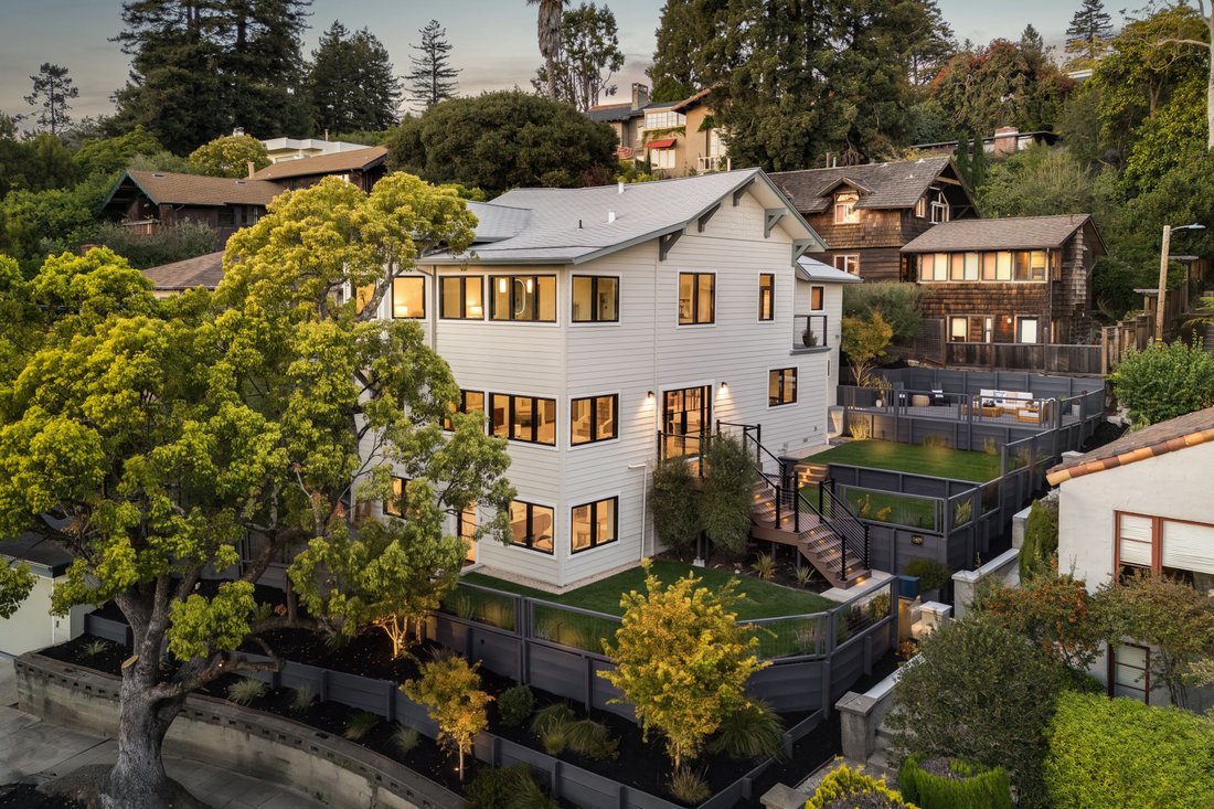 House in Berkeley, California, United States 1 - 18470777