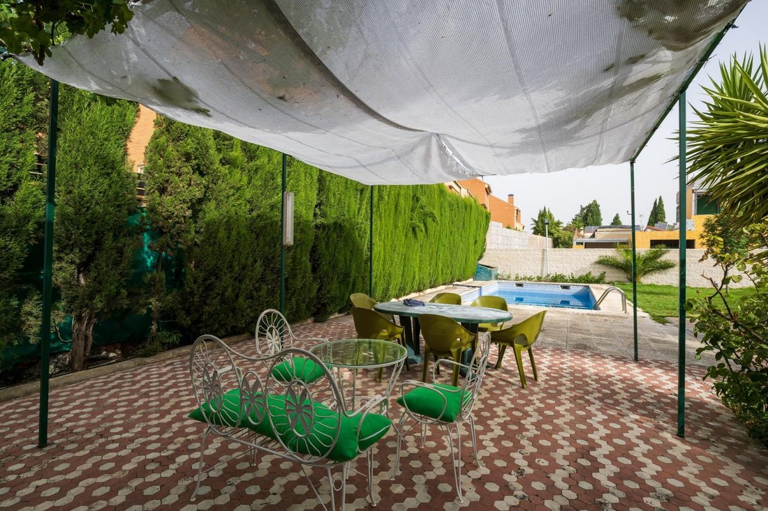 Villa in Armilla, Andalusia, Spain 1 - 18543797