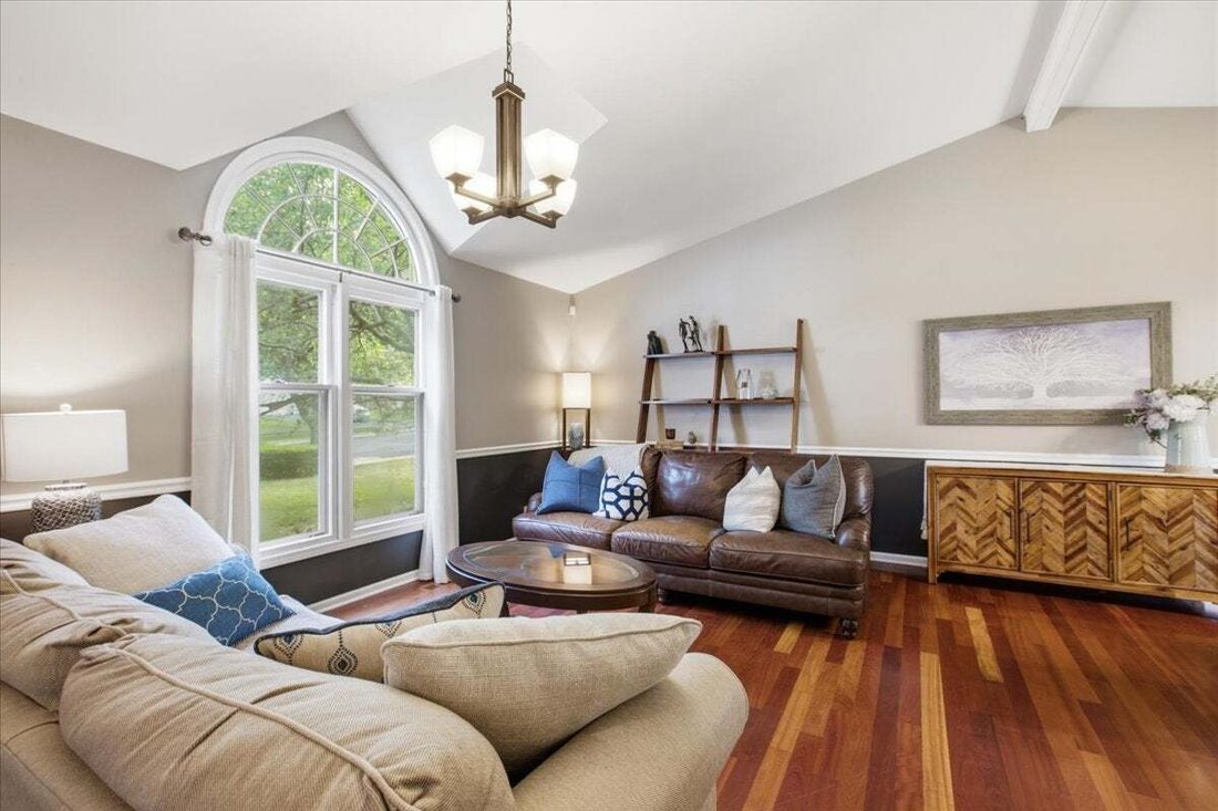 House in St. Charles, Illinois, United States 4 - 18543017