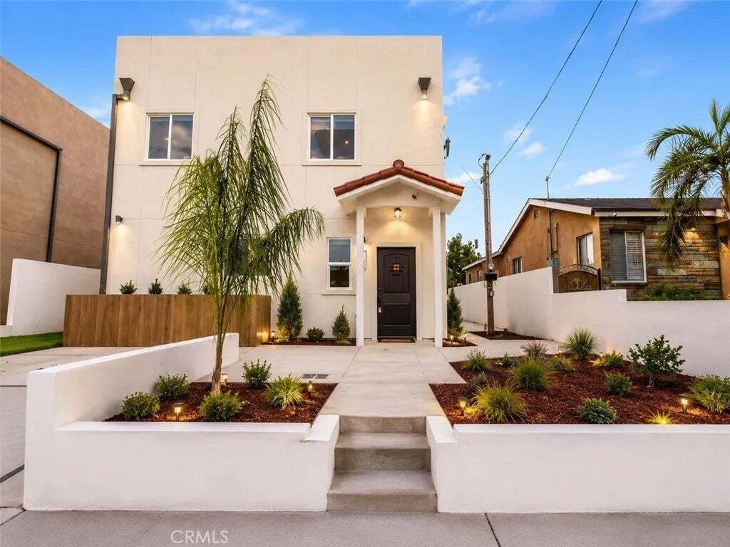 House in Paramount, California, United States 3 - 17905542