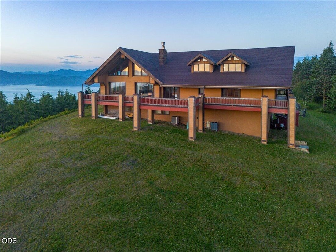 House in Tillamook, Oregon, United States 2 - 18543103