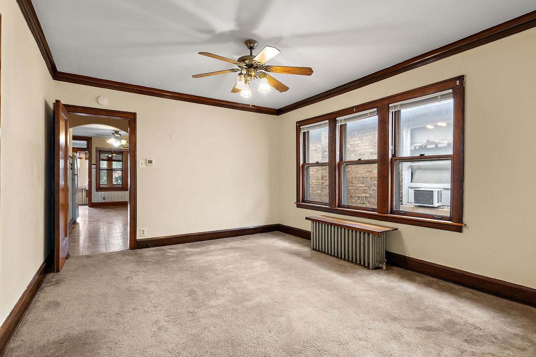 Chicago, Illinois, United States 5 - 18543088