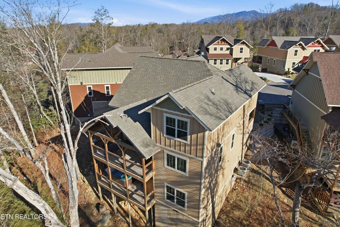 House in Gatlinburg, Tennessee, United States 2 - 18540505