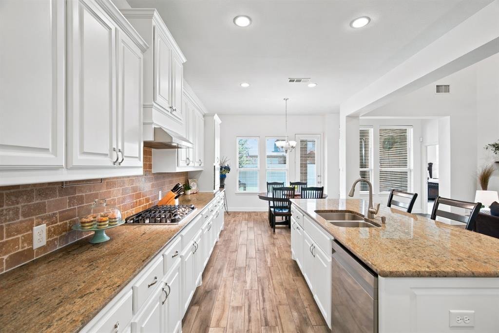 House in Lantana, Texas, United States 5 - 17765902