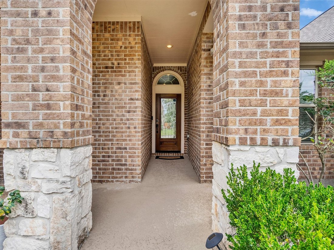 House in Tomball, Texas, United States 5 - 18543431